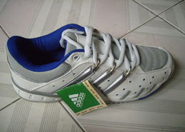 福州荣登贸易 多元经营，打造综合零售与批发平台